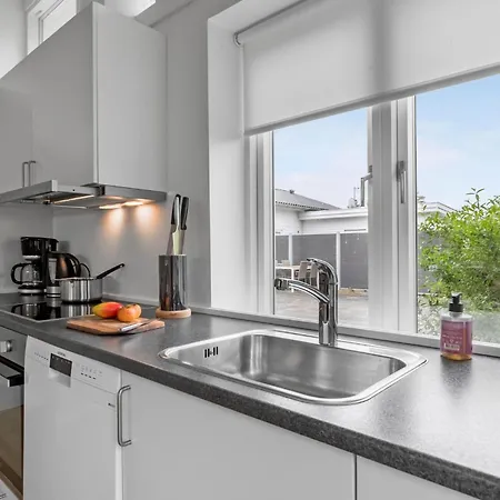 2 Bedroom Stunning In Apartmán *